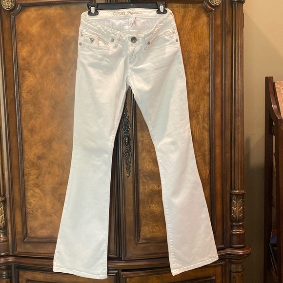 Guess premium Foxy Flare Leg - Picture 1 of 6